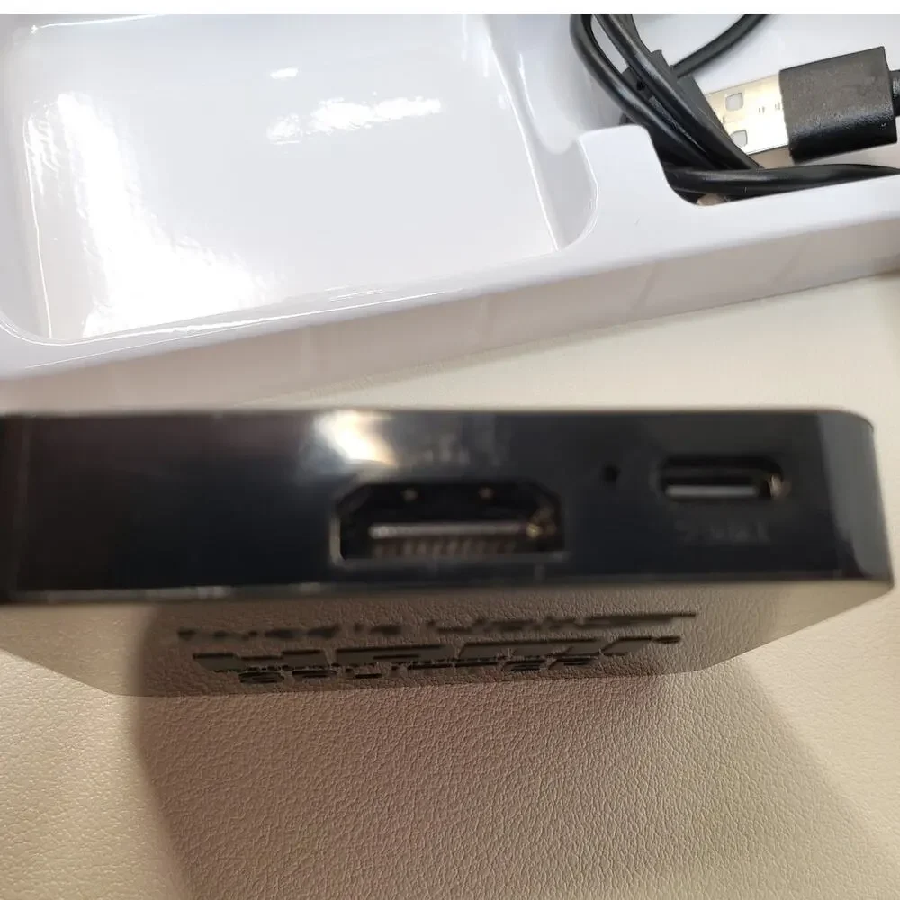 Avedio Links 4K HDMI Splitter 1 in 2 Out (Dual Monitor Duplicate/Mirror)